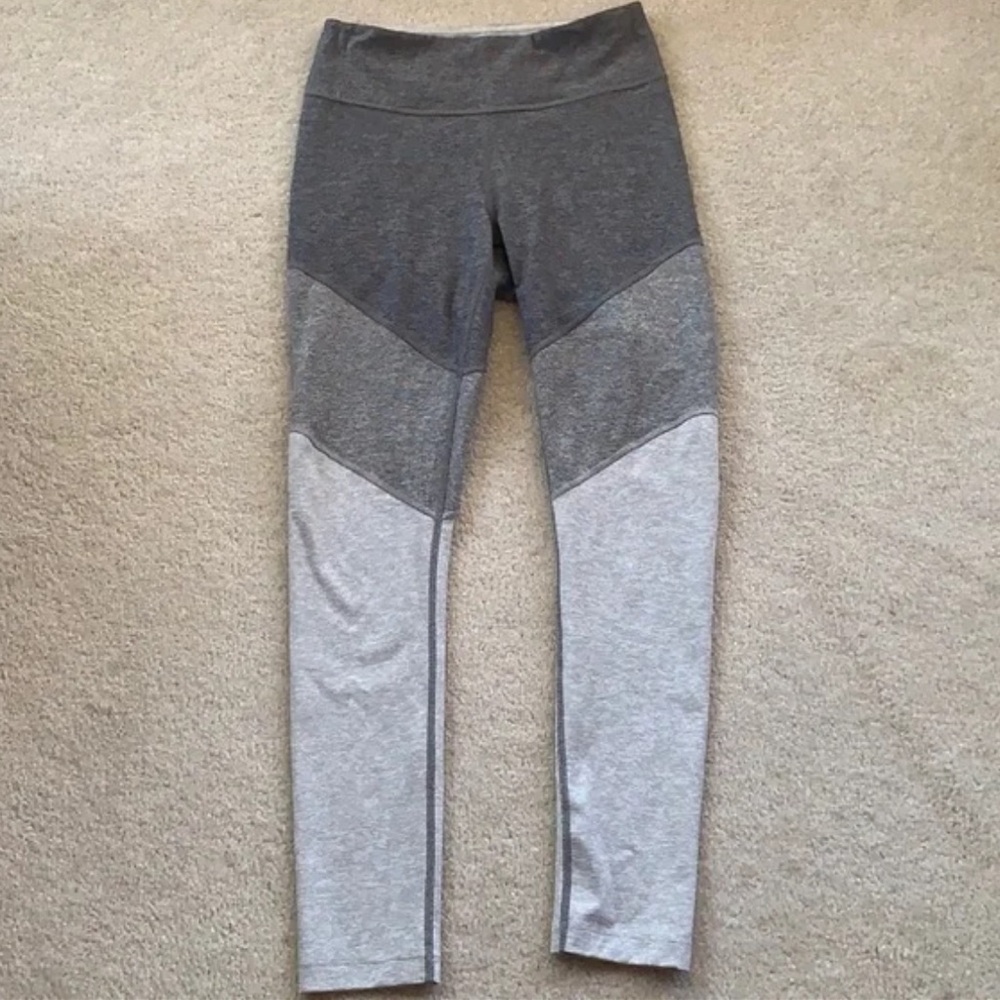Outdoor Voices Tri-color Gray 7/8 Leggings Small